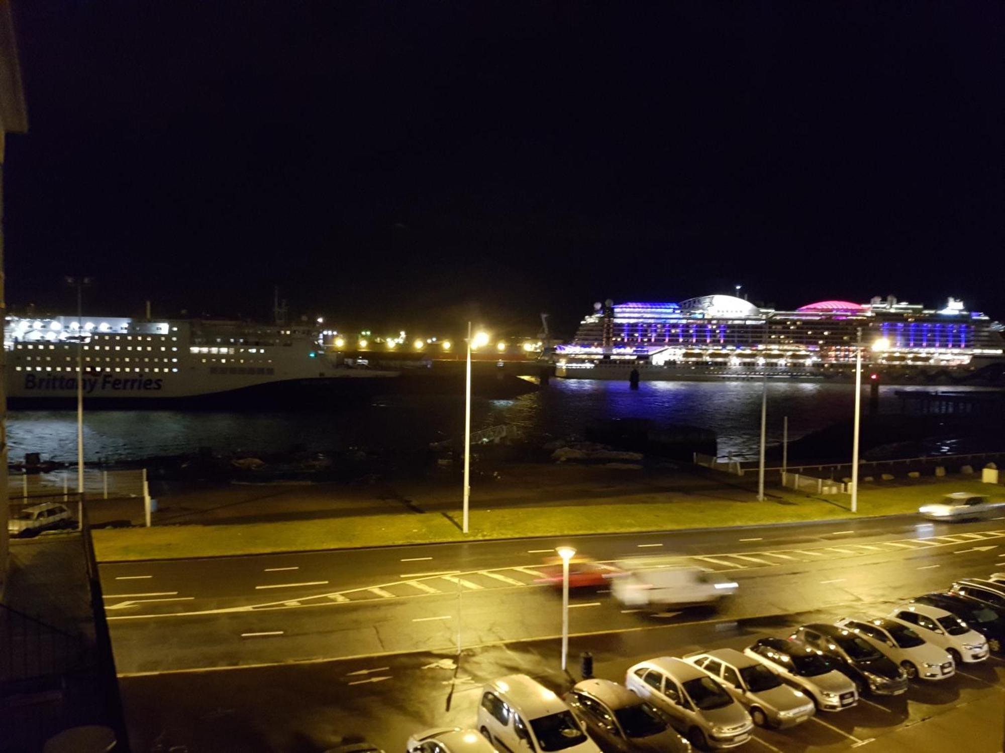 Echappee Mer Lh Гавр Экстерьер фото