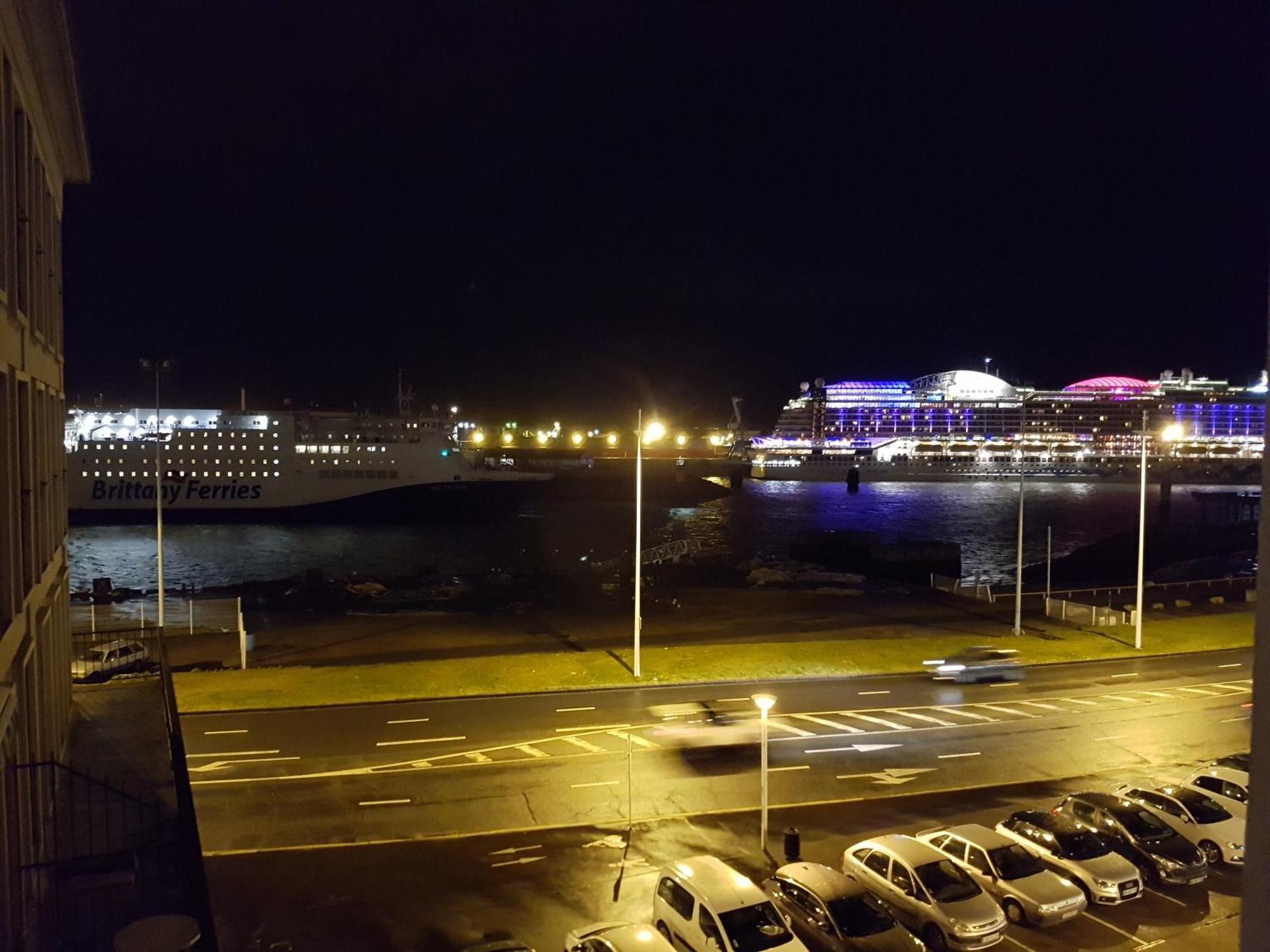 Echappee Mer Lh Гавр Экстерьер фото